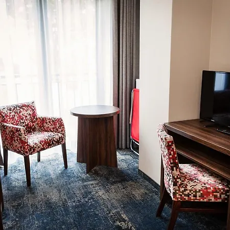 Kliper בית הארחה 3*